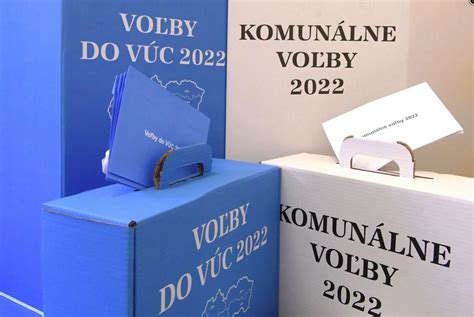 Tematické foto volebnej miestnosti alebo urny