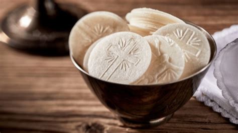 Ilustrácia kalicha a hostie