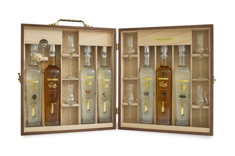 ilustračné foto: whisky degustačná sada v podobe adventného kalendára