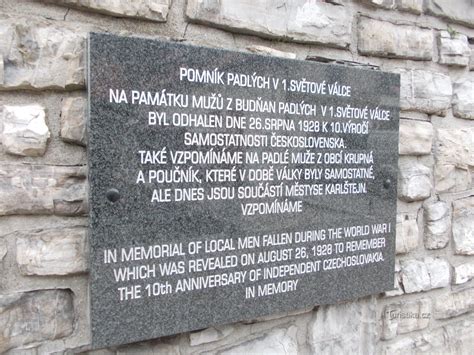 Grafika červeného maku, symbolu pamiatky obetí prvej svetovej vojny