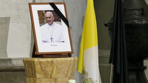 Fotografia pápeža Františka počas homílie