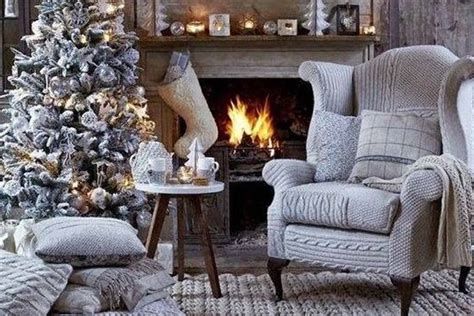 Vizualizácia vianočného soba v rôznych interiéroch (pri krbe, pri stromčeku)