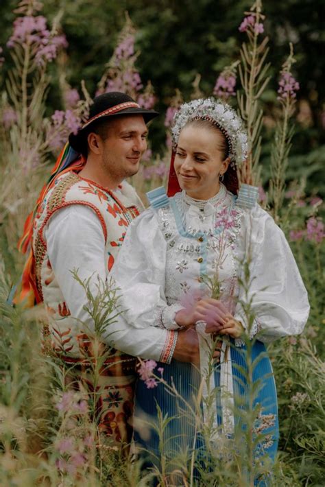 Ľudové oslavy alebo tancovačky z obdobia Katarínskych zábav na Slovensku