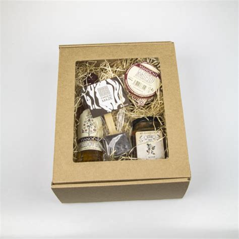 darčeková krabica s personalizovaným blahoželaním/kartičkou