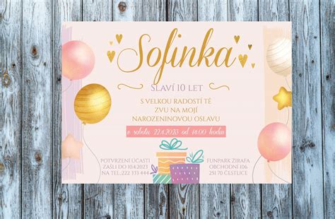 Infografika so štruktúrou textu pozvánky a vysvetlením skratky RSVP