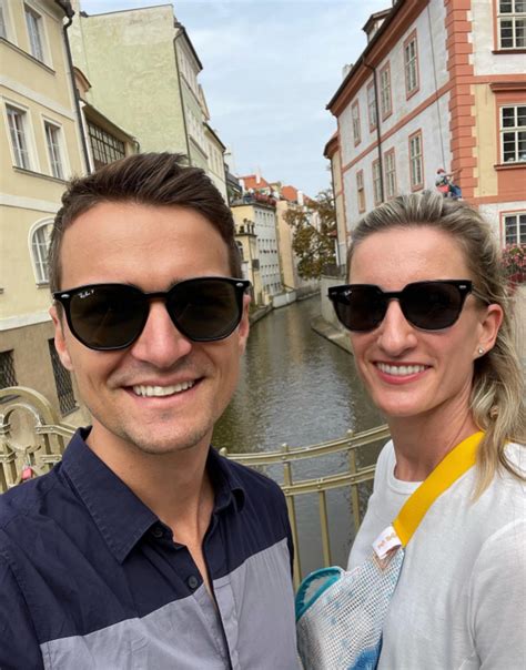 ilustračná fotografia Adely Banášovej a Viktora Vinczeho