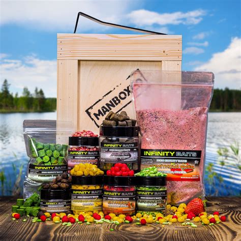 Koláž fotografií darčekov pre muža: personalizovaná zástera, debna s páčidlom, kľúčenka