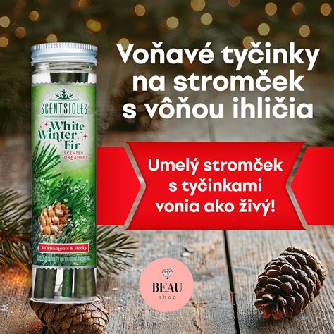 Porovnanie 2D a 3D ihličia na umelom vianočnom stromčeku.