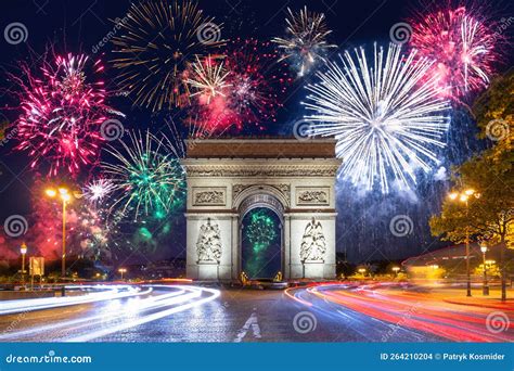 New Year's Eve fireworks display over the Arc de Triomphe in Paris