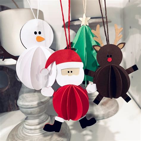 Vlastnoručne vyrobené vianočné ozdoby