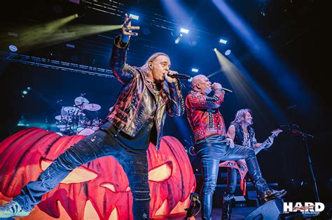 Koncertné foto Helloween zo stabilnej zostavy