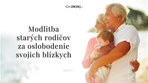 Fotografia starých rodičov obklopených vnúčatami na rodinnej oslave