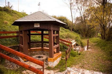 Infografika: Minerálny prameň Valentína a jeho zloženie