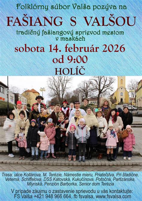 Fašiangový sprievod v meste, ľudia v maskách tancujú na uliciach