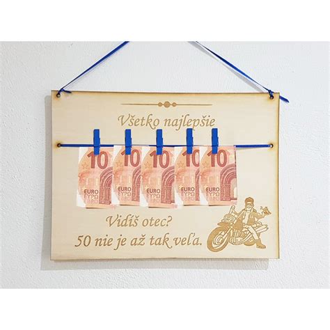 Vtipná ilustrácia k narodeninám pre muža s motívom starého auta alebo motorky