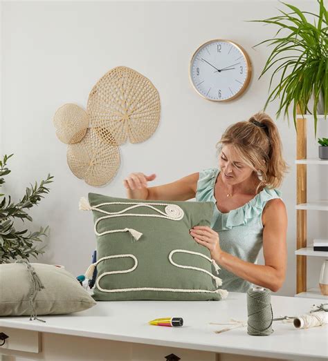 DIY: Ukážka látkových výrobkov - vankúš, taška, čajový klobúk