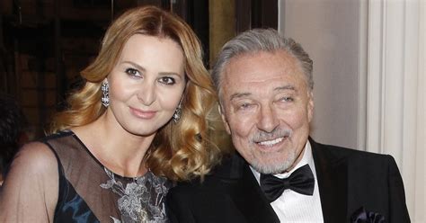 Tematické foto: Karel Gott a Ivana Gottová na spoločenskej udalosti