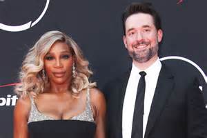 Serena Williams a Alexis Ohanian na svadobnej fotografii