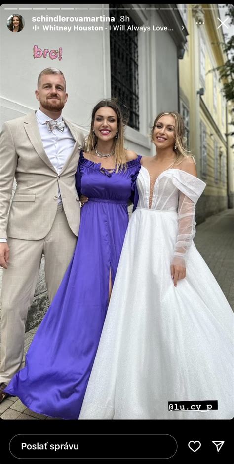 profesionálna opatrovateľka s bábätkom na svadbe
