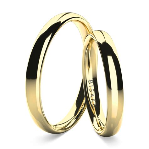 Svadobné obrúčky s kalendárom označeným štátnym sviatkom