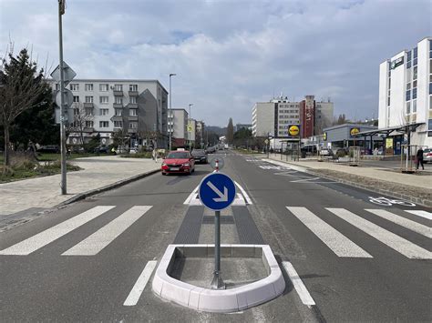 fotografia: výber domácich sladkostí v peknej krabičke