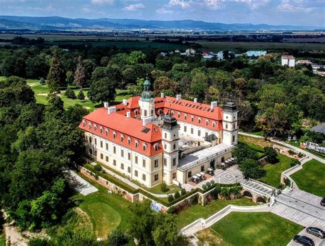Interiér: Ilustračné foto svadobnej sály v Theresia Chateau