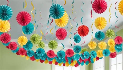 Návod na výrobu DIY párty girlandy z farebného papiera.