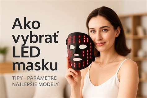 Chlapec s nadšením ukazuje LED masku.