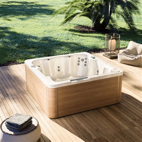 relaxačné kúpeľové produkty a wellness atmosféra