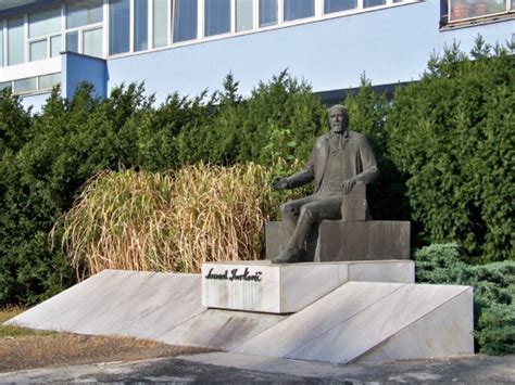 Socha Samuela Jurkoviča, Bratislava Ružinov