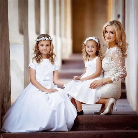 Slávnostné oblečenie pre rodičov na prvé sväté prijímanie