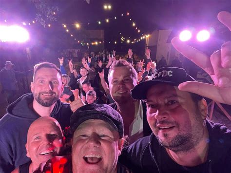 Fotografia Aviciiho s fanúšikmi