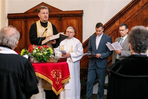 Pravoslávna bohoslužba v ruskom kostole