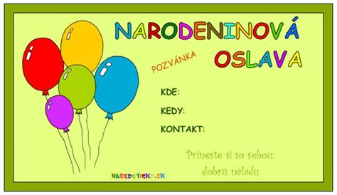 Dieťa držiace narodeninovú pozvánku plnú balónov a konfiet