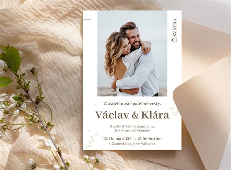 Ilustrácia rôznych typov svadobných oznámení: klasické, s fotkou, drevené, infografika