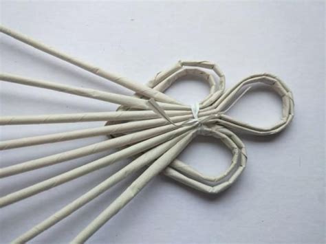 fotografia procesu výroby papierových ruličiek