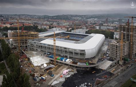 exteriér Národného futbalového štadióna v Bratislave