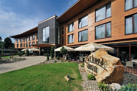 Hotel Zochova chata exteriér v Malých Karpatoch