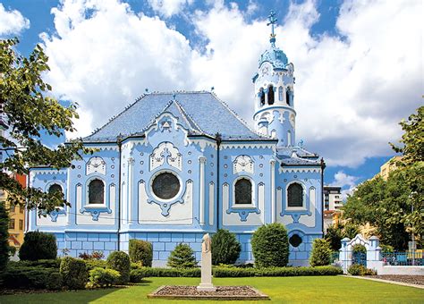 Modrý kostolík v Bratislave, secesná architektúra, exteriér kostola