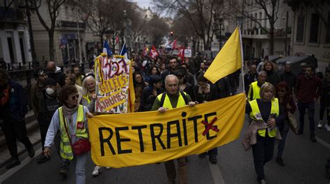 Protesty proti dôchodkovej reforme vo Francúzsku
