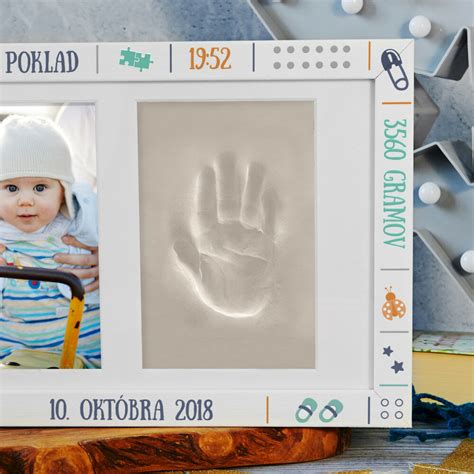 Detský rámik z paličiek od nanukov s odtlačkom ruky