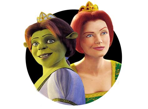 Pár oblečený ako Shrek a Fiona