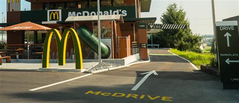 Tematické foto služby McDrive