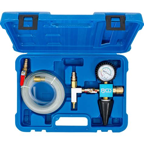 Ilustrácia rôznych drobných hračiek a kreatívnych potrieb vhodných na plnenie kalendára