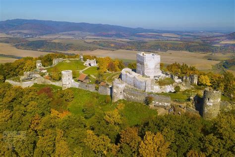 Panoramatické foto hradu Šariš
