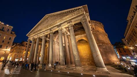 Ilustrácia Panteónu alebo starovekej baziliky v čase jej zasvätenia