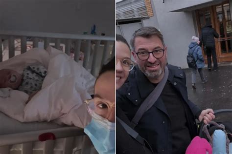 Portrétna fotografia Andreja Kisku pri prejave