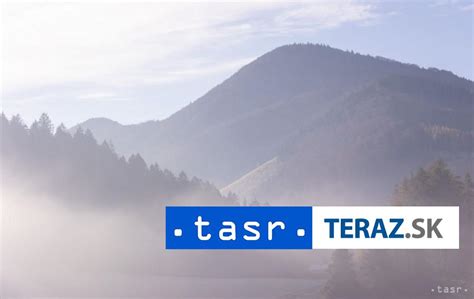 Tematická fotografia zachytávajúca tichú, možno opustenú krajinu na juhu Slovenska v neskorej jeseni