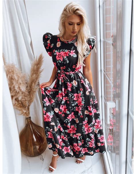 Dámske šaty rôznych dĺžok - mini, midi a maxi.