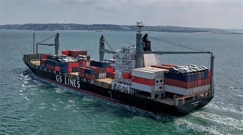 Fotografia Švajčiarskej brány s erbom Ferdinanda I.